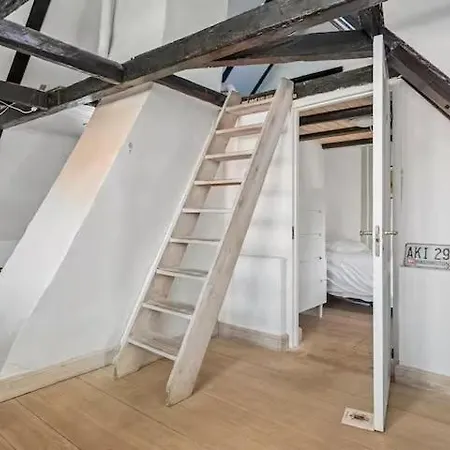 Rustic Loft In The Historic Centre * Копенгаген