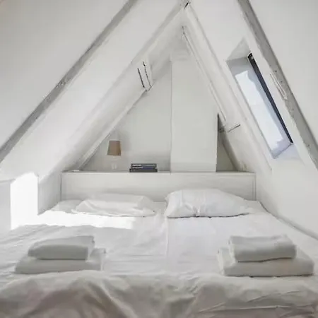 Rustic Loft In The Historic Centre Апартаменты