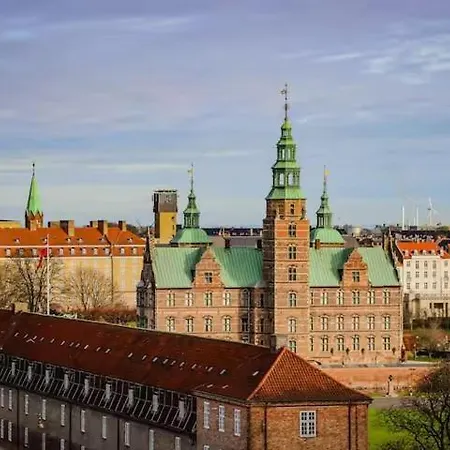 Апартаменты Rustic Loft In The Historic Centre