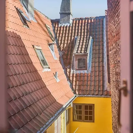 Апартаменты Rustic Loft In The Historic Centre